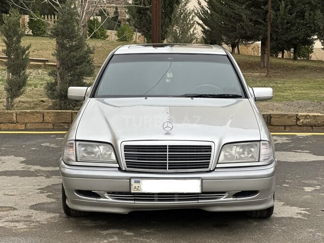 Mercedes C 220 1999, 413,000 km - 2.2 l - Bakı