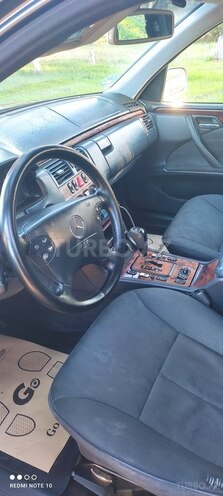 Mercedes E 220 1999, 175,000 km - 2.2 l - Biləsuvar
