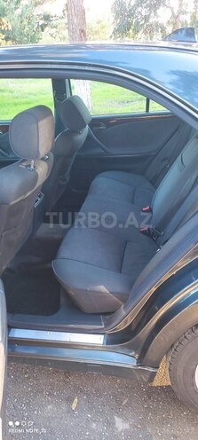 Mercedes E 220 1999, 175,000 km - 2.2 l - Biləsuvar