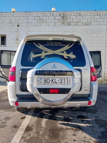Mitsubishi Pajero 2010, 238,000 km - 3.5 l - Sumqayıt