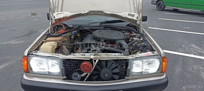 Mercedes 190 1991, 273,465 km - 2.0 l - Zaqatala