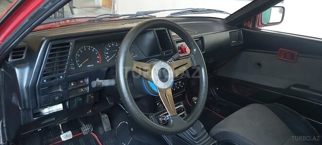 Nissan Sunny 1988, 220,000 km - 1.6 l - Gəncə