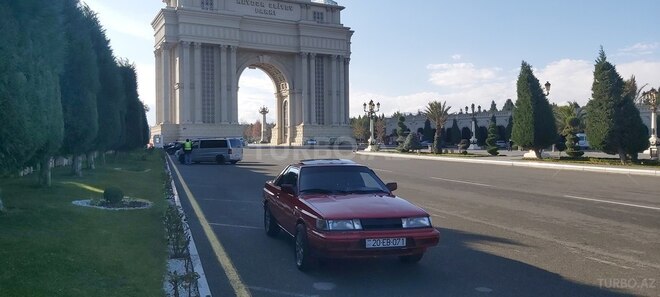 Nissan Sunny 1988, 220,000 km - 1.6 l - Gəncə