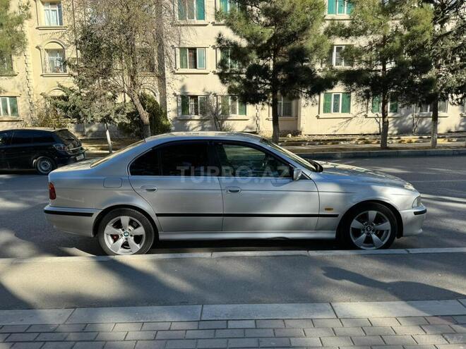 BMW 530 2001, 392,000 km - 3.0 л - Bakı