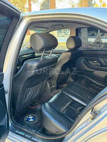 BMW 530 2001, 392,000 km - 3.0 л - Bakı