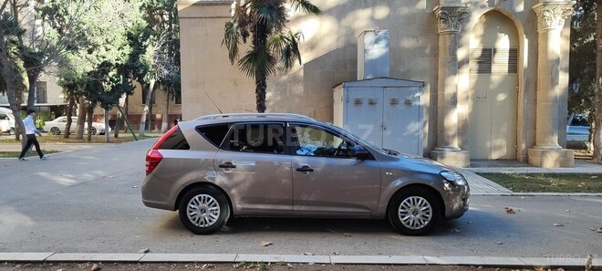Kia Ceed 2008, 275,123 km - 1.6 л - Bakı