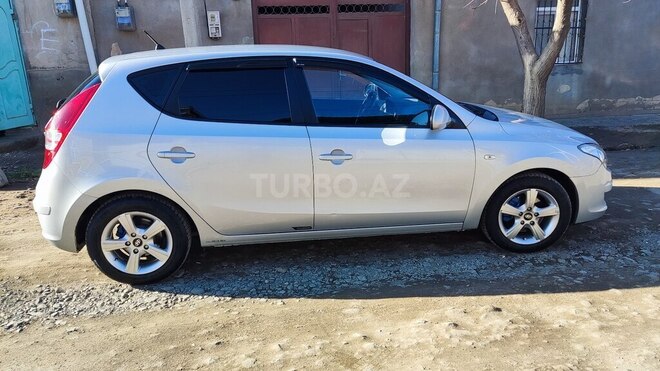 Hyundai i30 2009, 109,000 km - 1.4 l - Gəncə