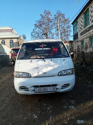 Hyundai H 100 2006, 400,000 km - 2.5 л - Tovuz
