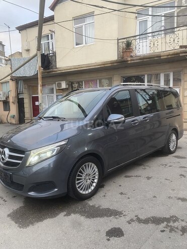 Mercedes V 220 2014, 271,000 km - 2.2 л - Bakı