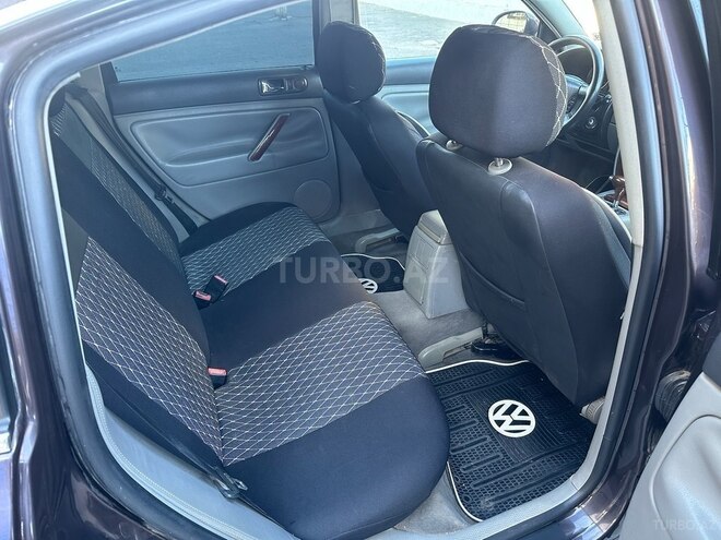Volkswagen Passat 2003, 285,000 km - 1.8 l - Bakı
