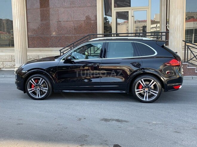 Porsche Cayenne Turbo 2012, 195,000 km - 4.8 л - Bakı