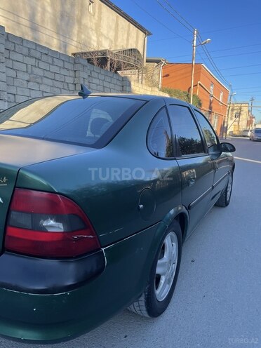 Opel Vectra 1995, 245,000 km - 2.0 л - Bakı