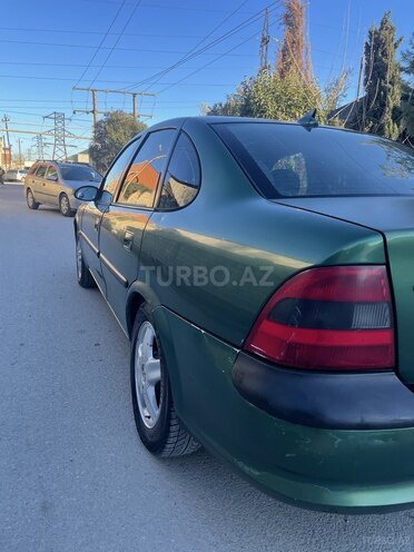Opel Vectra 1995, 245,000 km - 2.0 л - Bakı