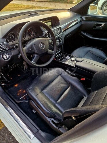 Mercedes E 350 2009, 183,000 km - 3.5 l - Bakı