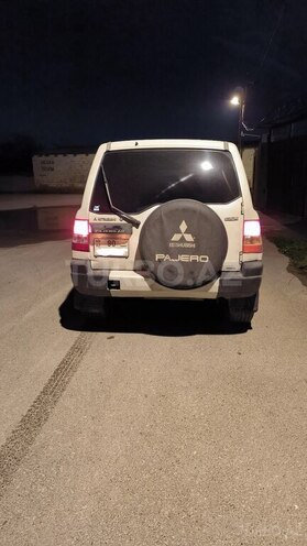 Mitsubishi Pajero io 1999, 320,000 km - 1.8 l - Bakı