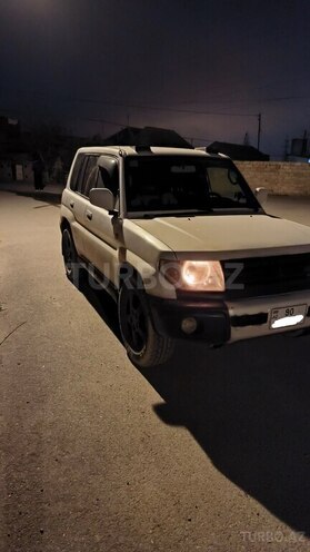 Mitsubishi Pajero io 1999, 320,000 km - 1.8 l - Bakı