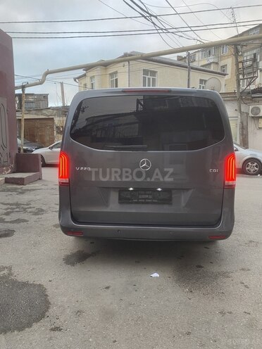 Mercedes V 220 2014, 271,000 km - 2.2 л - Bakı