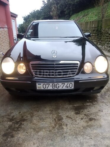 Mercedes E 220 2001, 375,000 km - 2.2 l - Astara