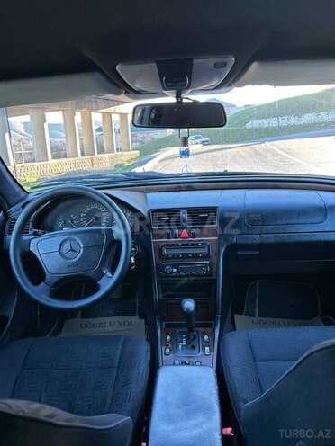 Mercedes C 240 1998, 298,631 km - 2.4 l - Bakı