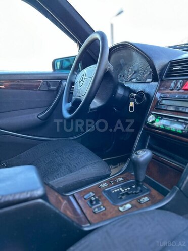 Mercedes C 240 1998, 298,631 km - 2.4 l - Bakı