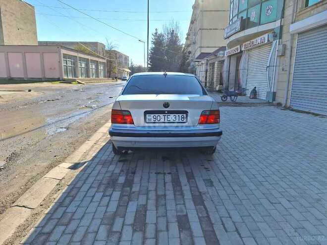 BMW 318 1993, 385,000 km - 1.8 l - Şirvan