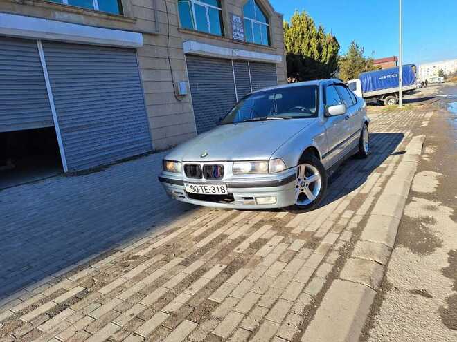 BMW 318 1993, 385,000 km - 1.8 l - Şirvan