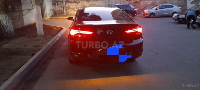 Hyundai Elantra 2019, 133,576 km - 2.0 l - Bakı