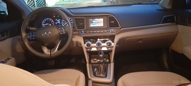 Hyundai Elantra 2019, 133,576 km - 2.0 l - Bakı