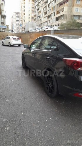 Hyundai Elantra 2019, 133,576 km - 2.0 l - Bakı