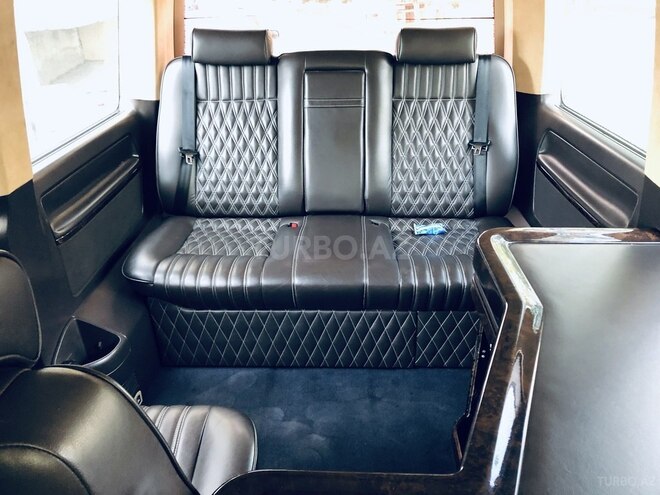 Volkswagen Multivan 2009, 61,041 km - 3.2 l - Sumqayıt