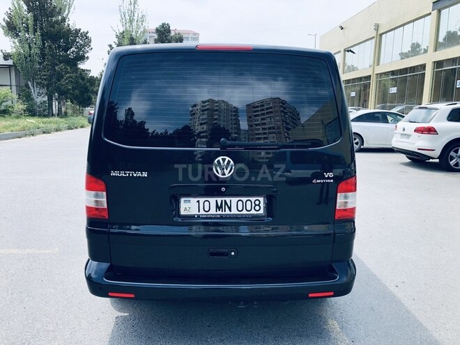 Volkswagen Multivan 2009, 61,041 km - 3.2 l - Sumqayıt