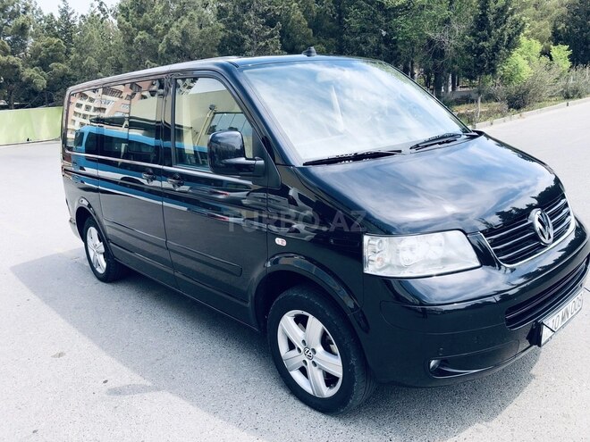 Volkswagen Multivan 2009, 61,041 km - 3.2 l - Sumqayıt