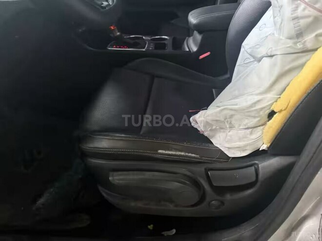Kia Sportage 2015, 232,808 km - 2.0 л - Bakı