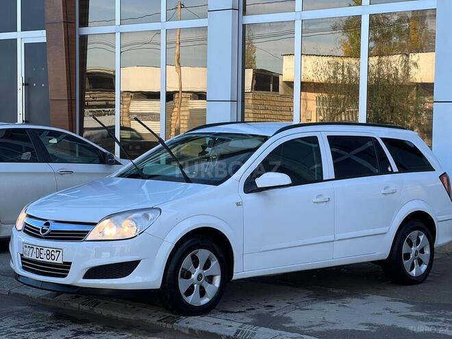 Opel Astra 2009, 170,000 km - 1.4 l - Xaçmaz