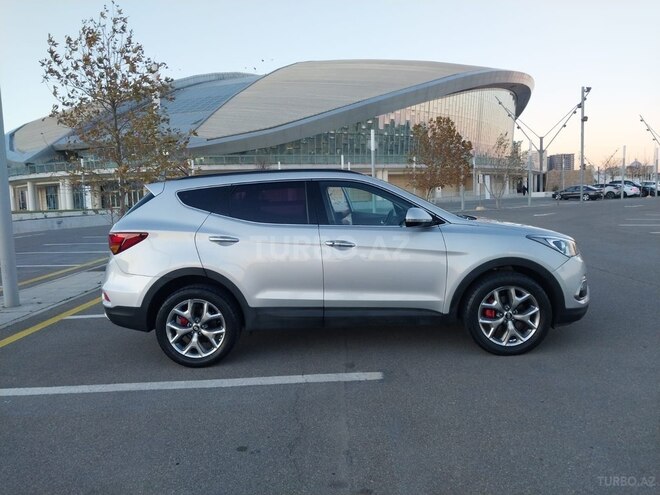 Hyundai Santa Fe 2017, 122,600 km - 2.0 l - Bakı