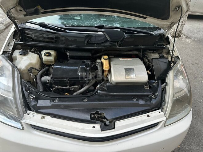 Toyota Prius 2008, 218,000 km - 1.5 л - Bakı