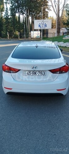 Hyundai Elantra 2015, 68,890 km - 1.8 l - Mingəçevir