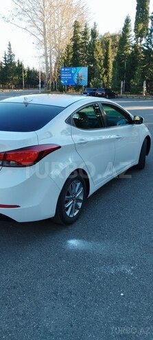 Hyundai Elantra 2015, 68,890 km - 1.8 l - Mingəçevir
