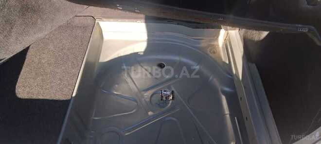 Mercedes E 240 1999, 300,000 km - 2.4 l - Bakı