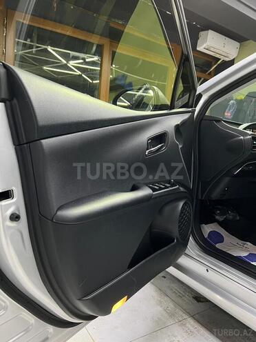 Toyota Prius 2016, 97,180 km - 1.8 l - Bakı
