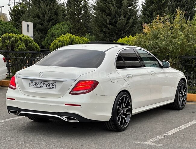 Mercedes E 300 2019, 31,000 km - 2.0 l - Bakı