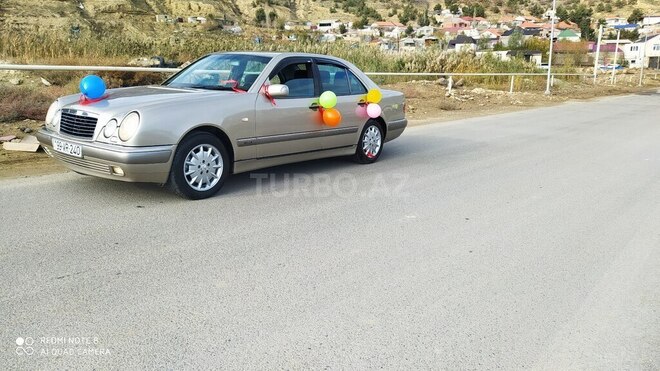 Mercedes E 240 1999, 419,121 km - 2.4 л - Bakı