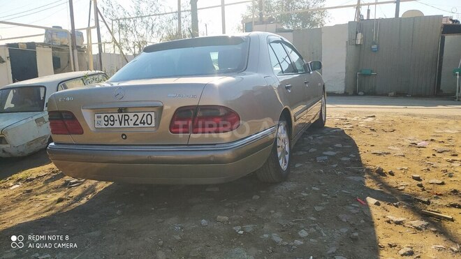 Mercedes E 240 1999, 419,121 km - 2.4 л - Bakı