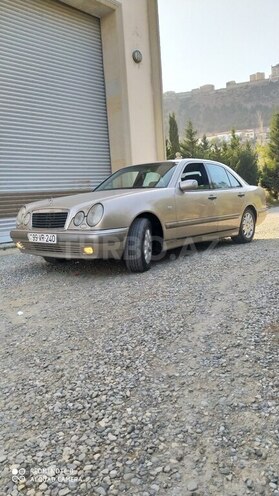 Mercedes E 240 1999, 419,121 km - 2.4 л - Bakı