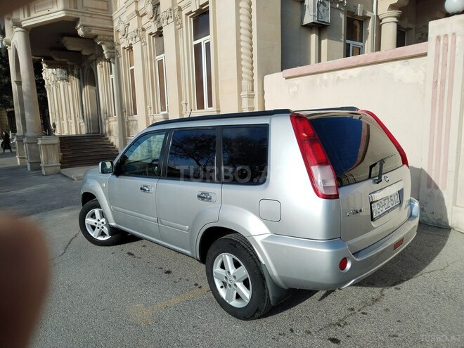 Nissan X-Trail 2004, 200,000 km - 2.5 l - Bakı