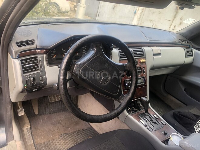 Mercedes E 200 1996, 483,000 km - 2.0 л - Bakı