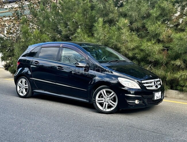 Mercedes B 170 2008, 90,000 km - 1.7 l - Bakı