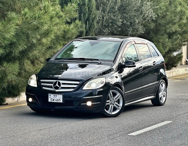 Mercedes B 170 2008, 90,000 km - 1.7 l - Bakı