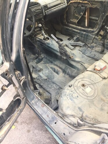 BMW 318 1994, 158,000 km - 1.8 l - Bakı