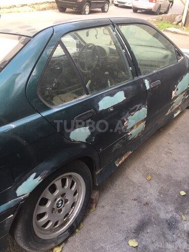 BMW 318 1994, 158,000 km - 1.8 l - Bakı